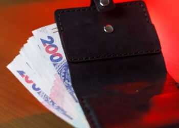 ПФУ дал работодателям срок до 31 октября: от этого зависит оплачиваемый отпуск части работников