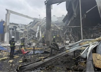 ТЦ Metro у Рівному тимчасово закрився внаслідок удару РФ